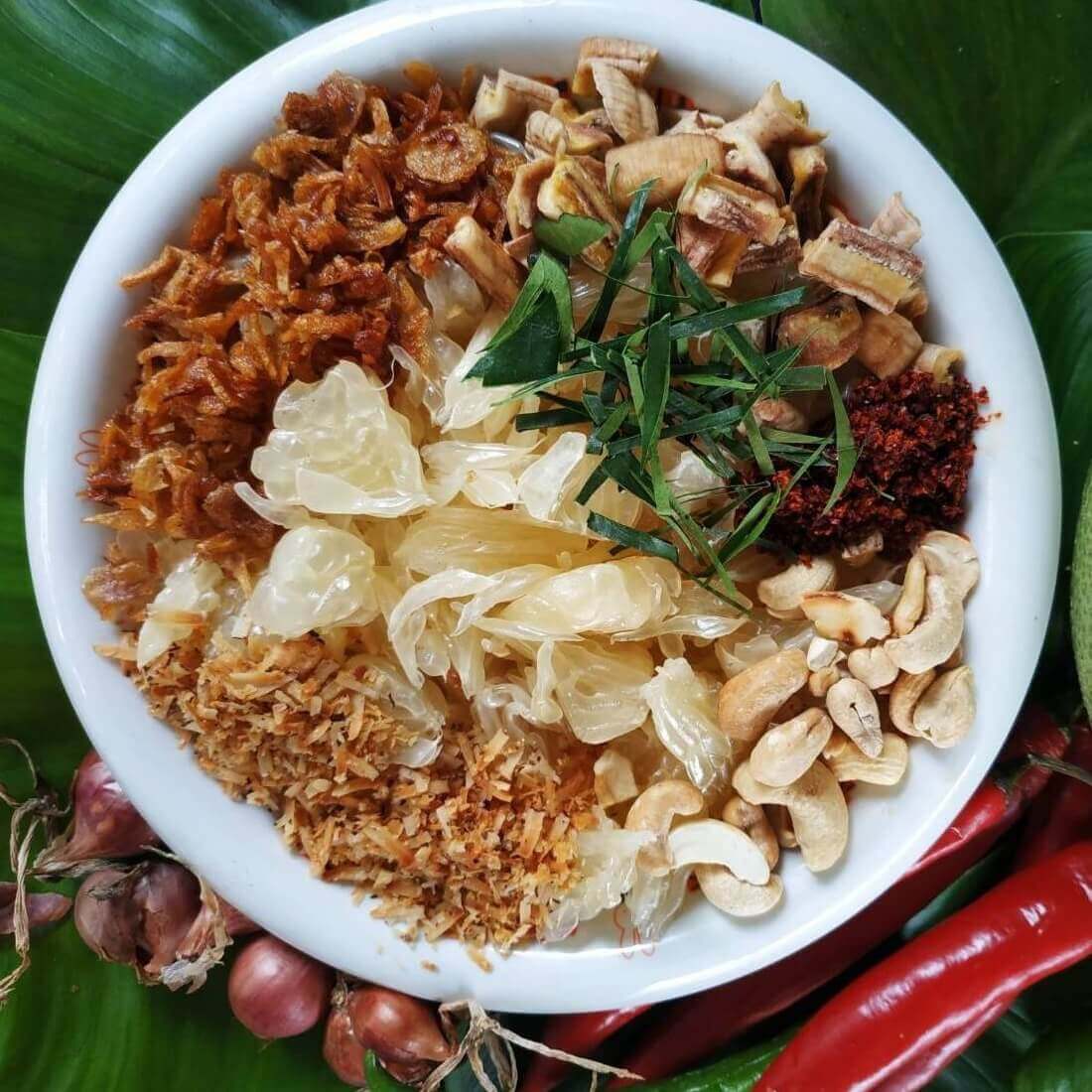 Central Flavors: Crafting Spicy River Chestnut Salad